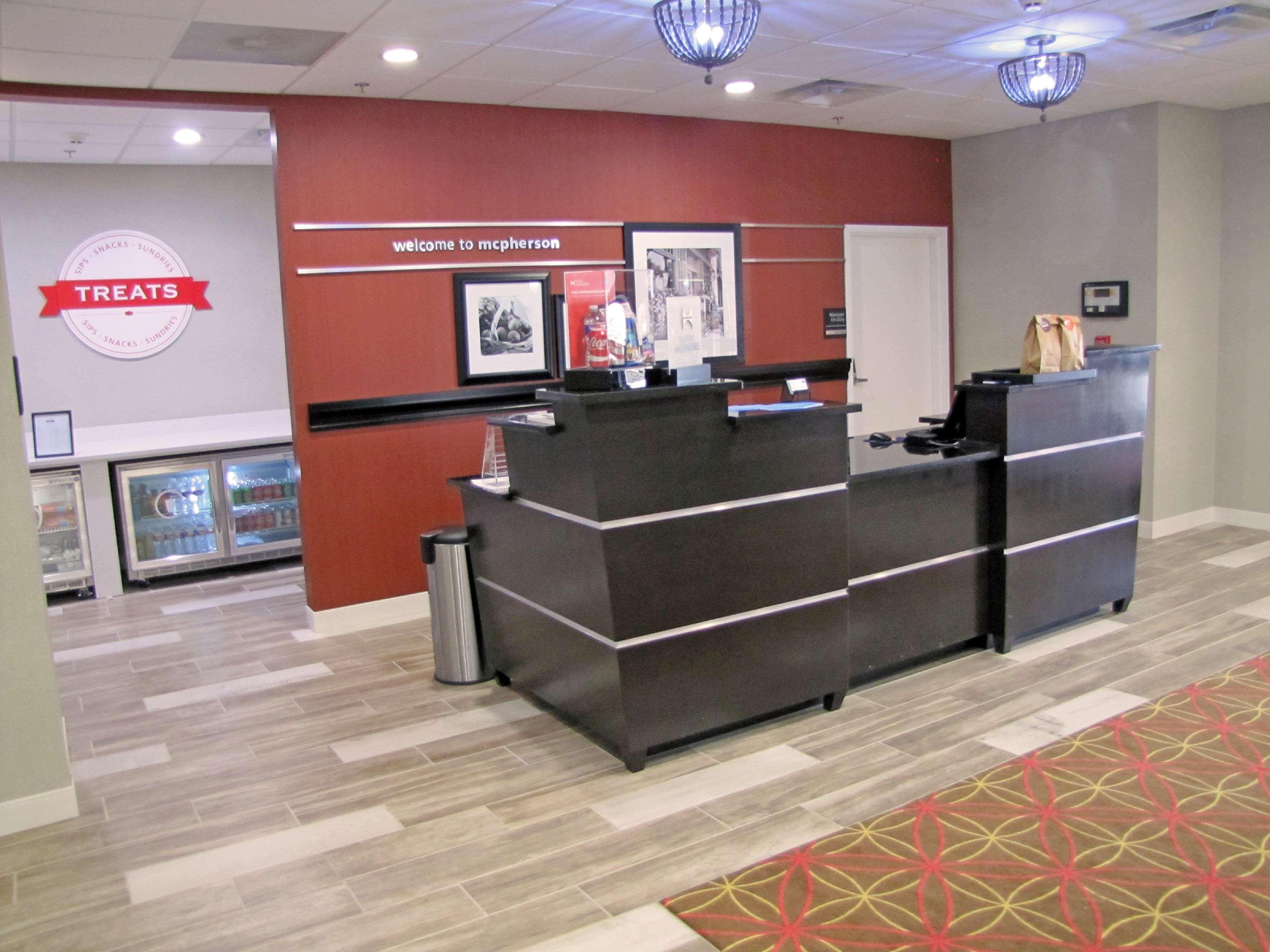 Hampton Inn Mcpherson Luaran gambar